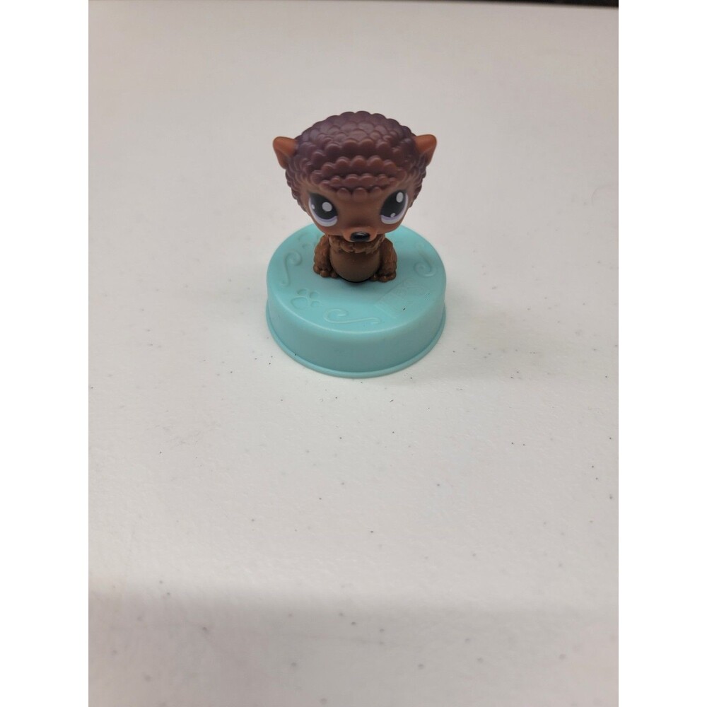 littlest pet shop mcdonalds Cake Toppers 2006. Hedgehog